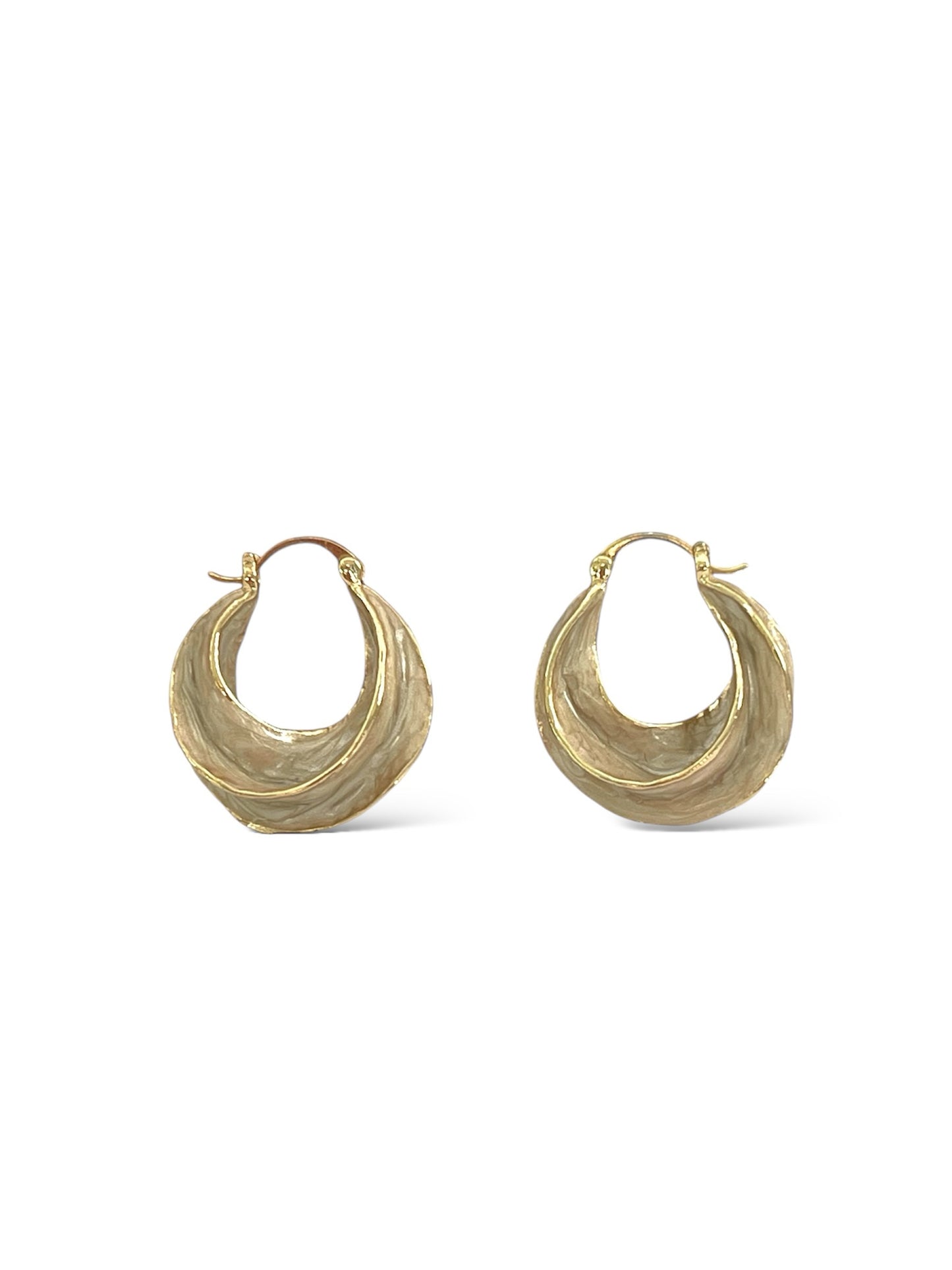 White Pearl Earrings image 1