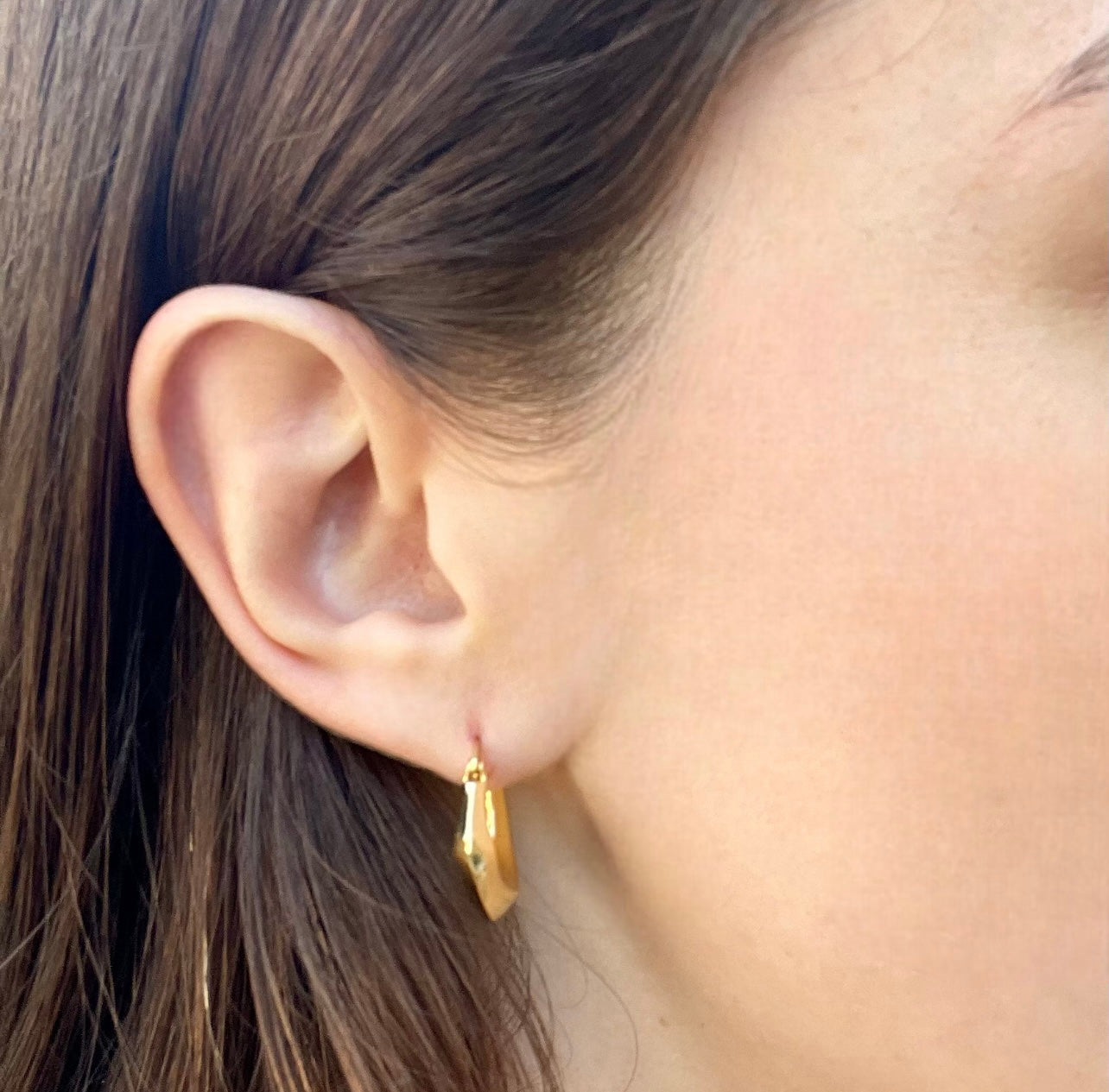 Elegant Hoop Earrings image 5